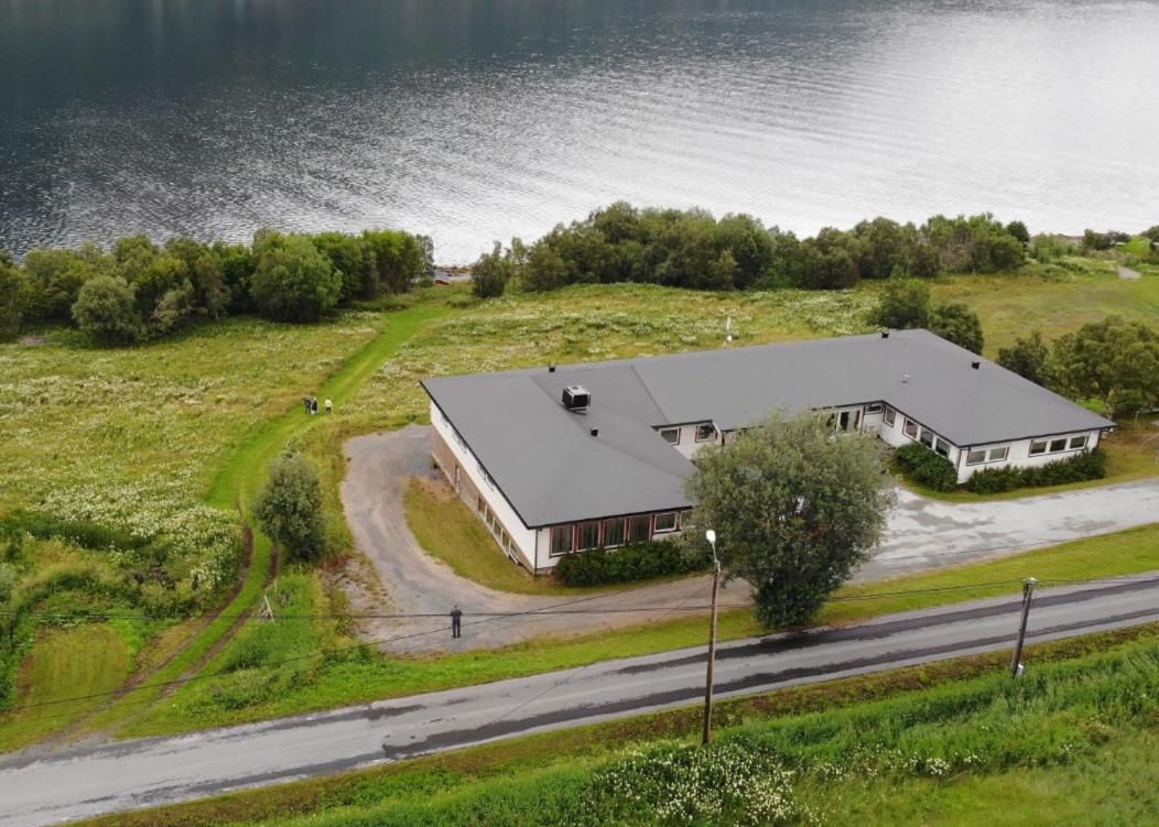 Tjeldoya Slott Hov (Tjeldsund) Exterior foto